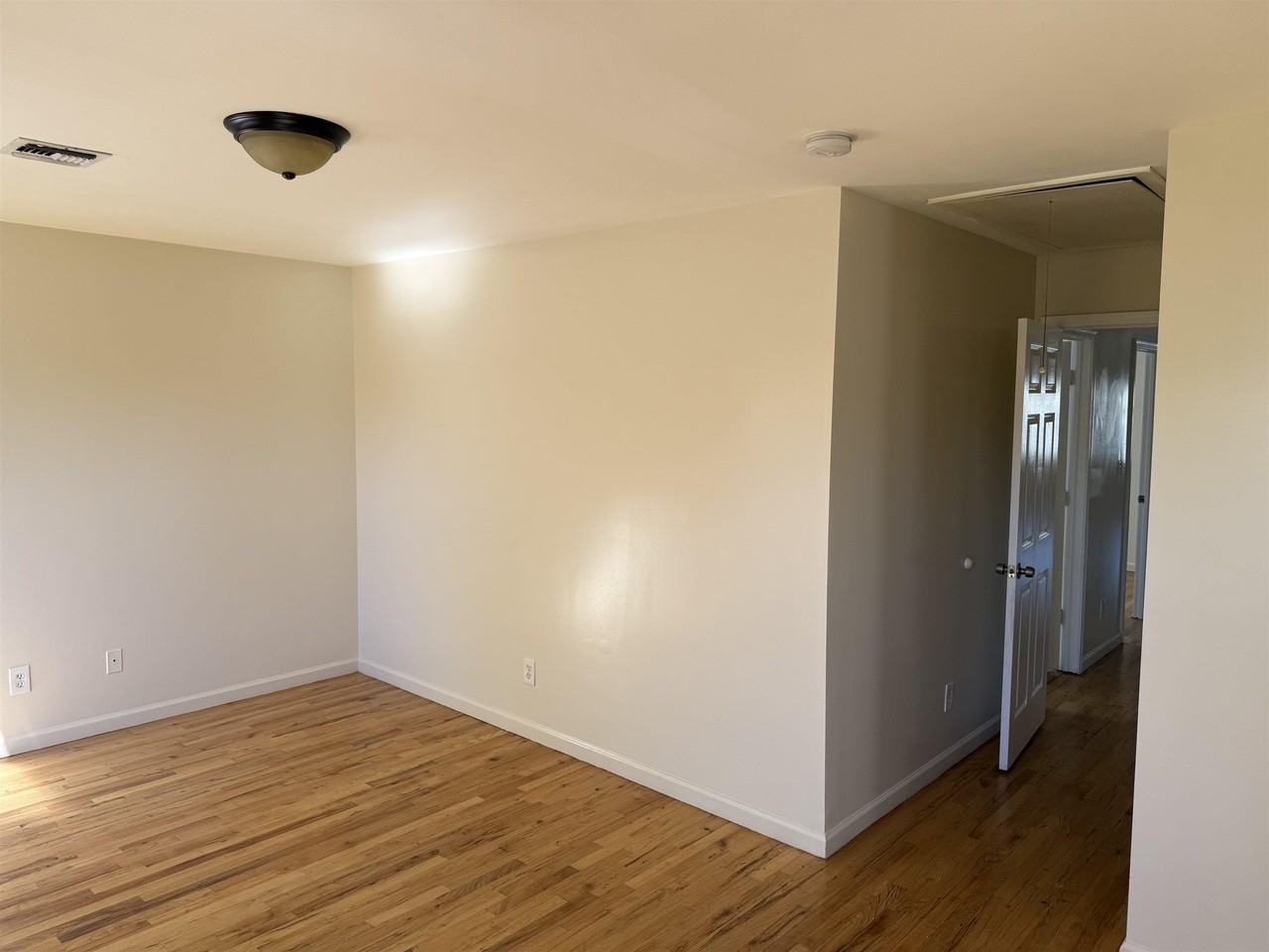 99 Bidwell Ave #2 - Photo 5 of 16