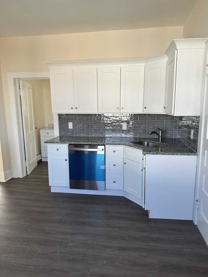 547 Avenue A #2 - Photo 6 of 14