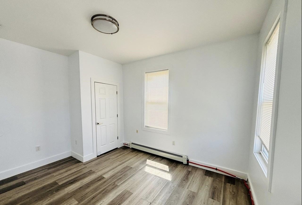 1760 John F Kennedy Blvd #2L - Photo 5 of 12