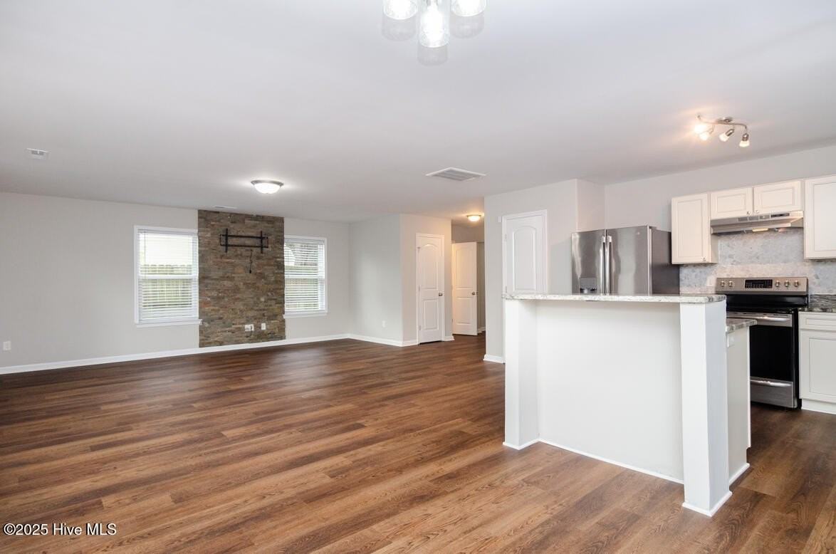 6516 Rustling Leaves Way - Photo 3 of 26