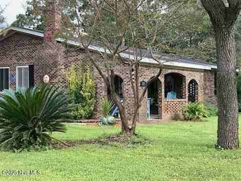 201 Ne 48th St - Photo 3 of 30