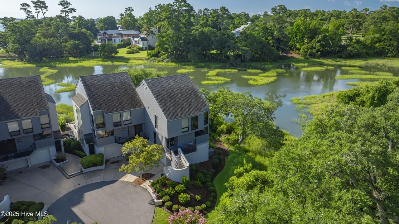 345 Bradley Dr Unit 16 #16 - Photo 3 of 50