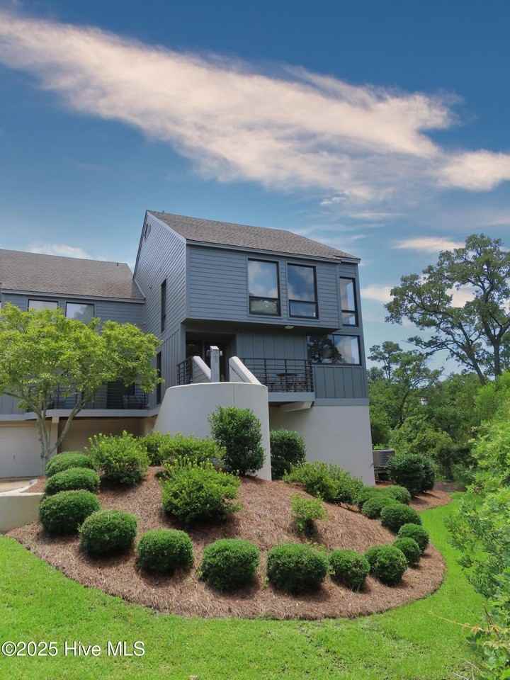 345 Bradley Dr Unit 16 #16 - Photo 6 of 50