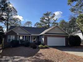 featured image of 3 Hialeah Pl