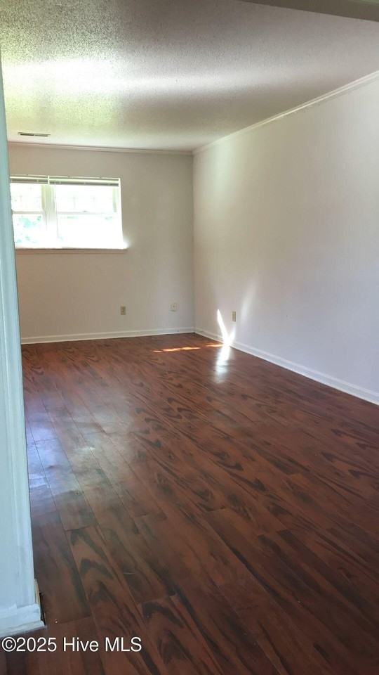 109 Baysden Drive - Photo 4 of 18