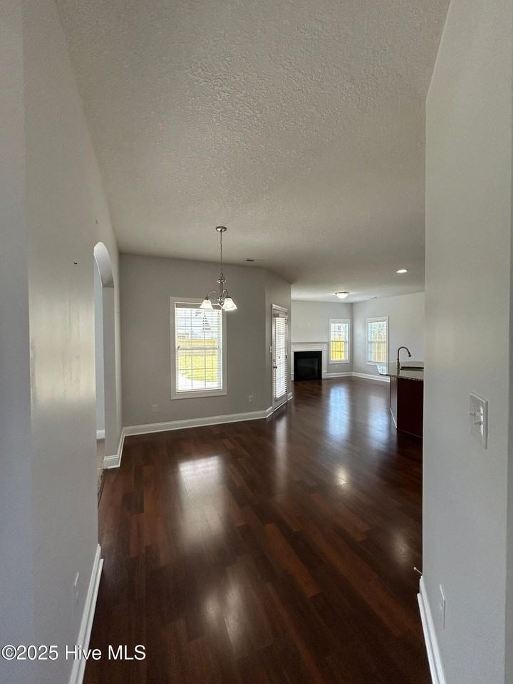 504 Turpentine Trl - Photo 6 of 50