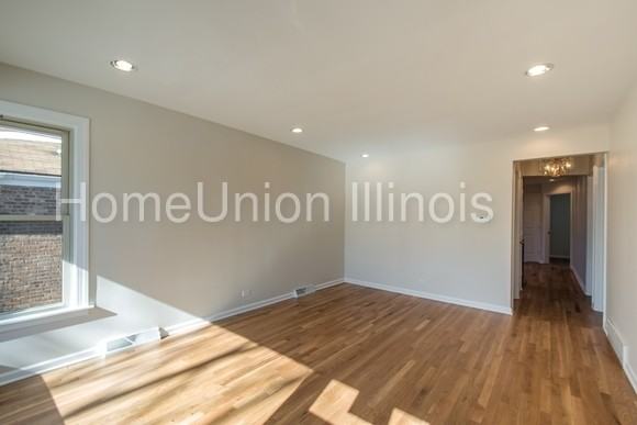 2628 W 94th Pl - Photo 3 of 8