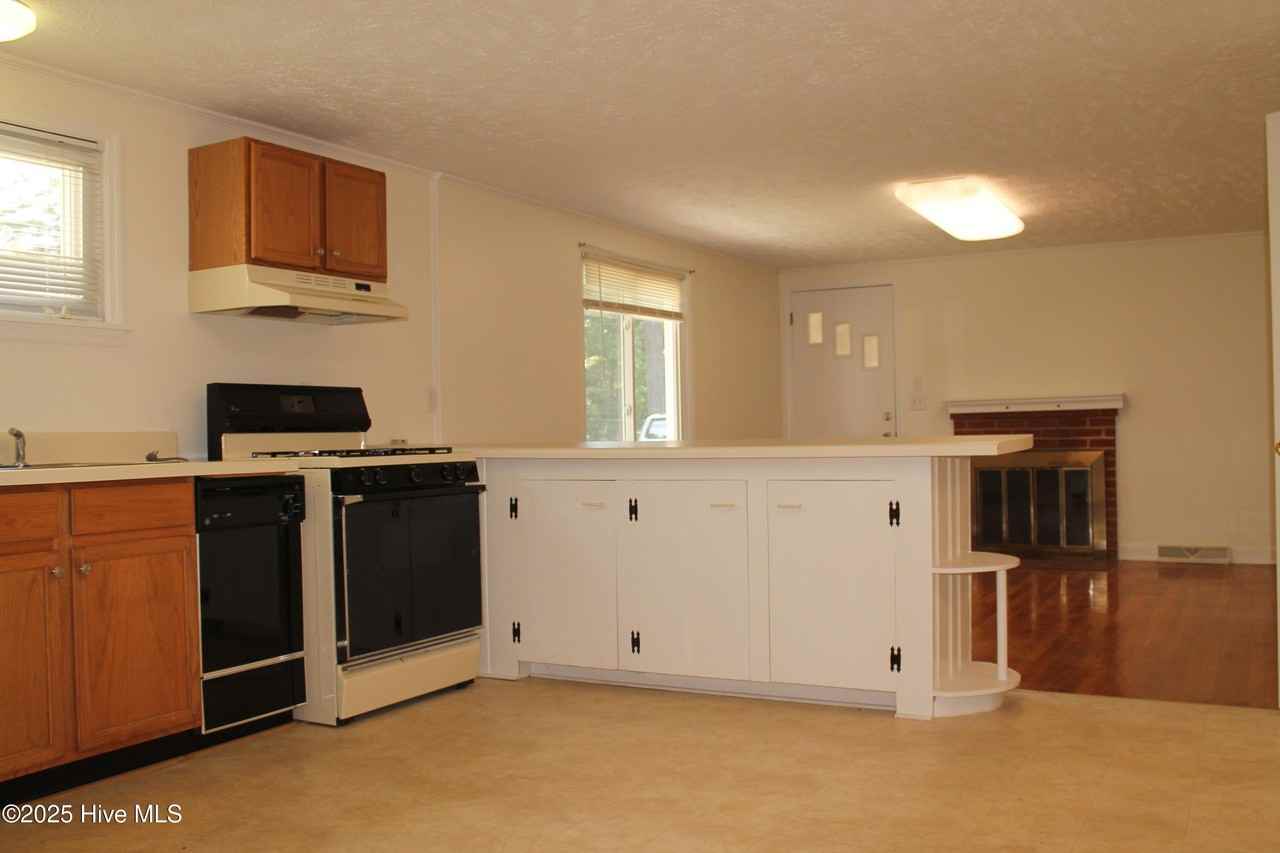 496 Holly Grove School Rd - Photo 7 of 25