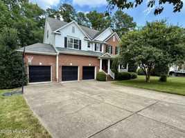 featured image of 410 Harkness Cir