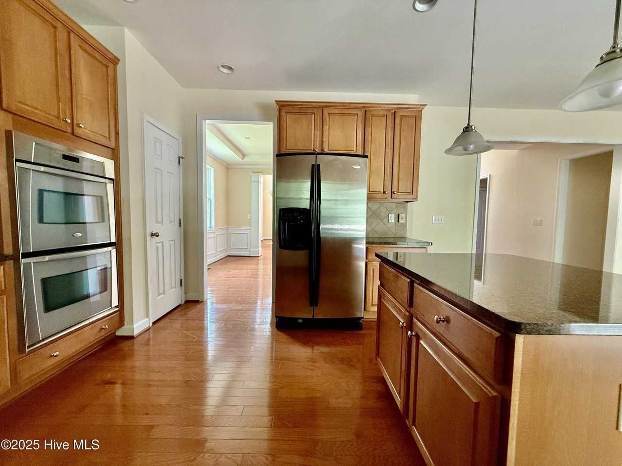 410 Harkness Circle - Photo 5 of 26