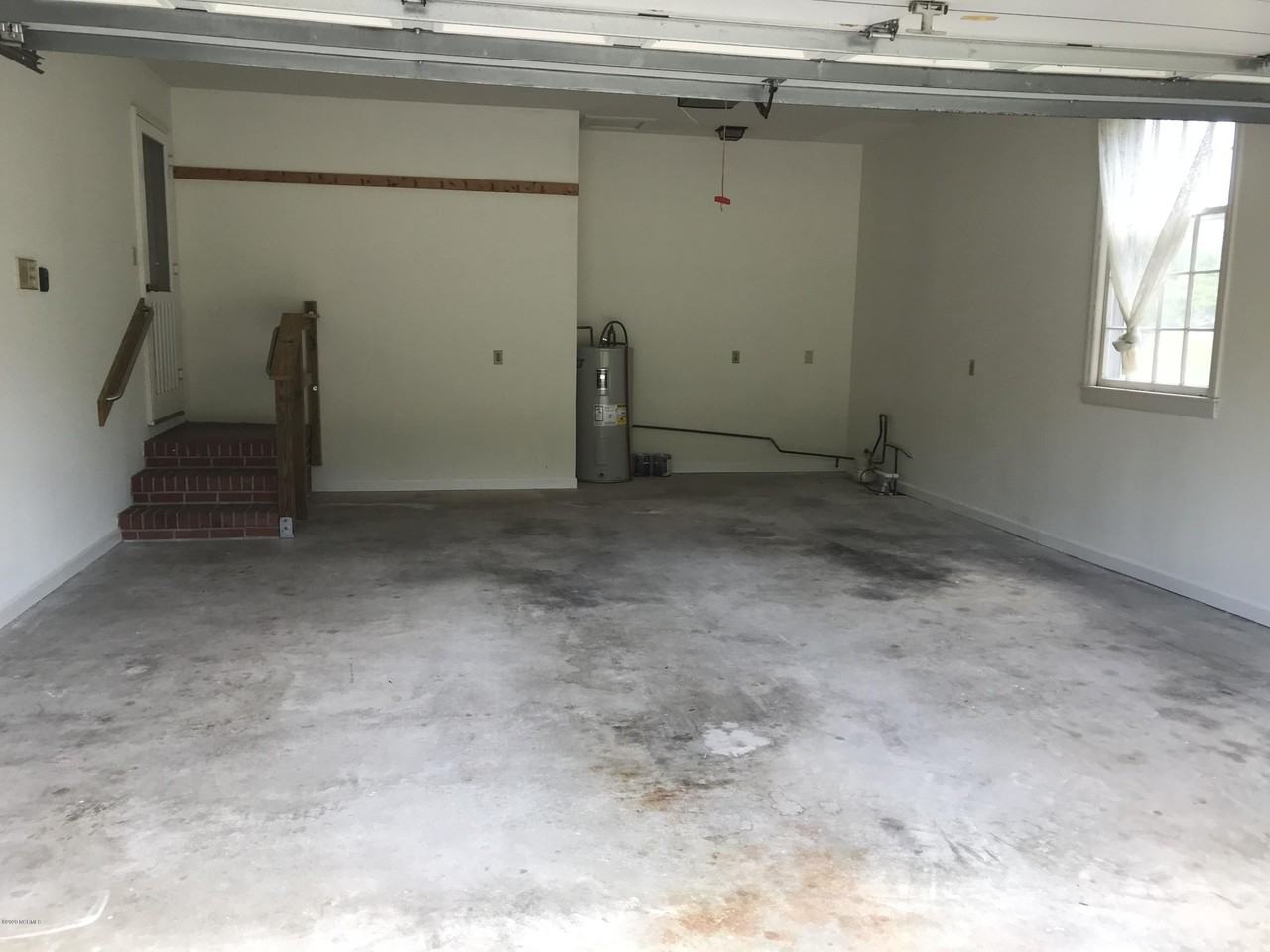 10091 Us Highway 17 - Photo 5 of 21