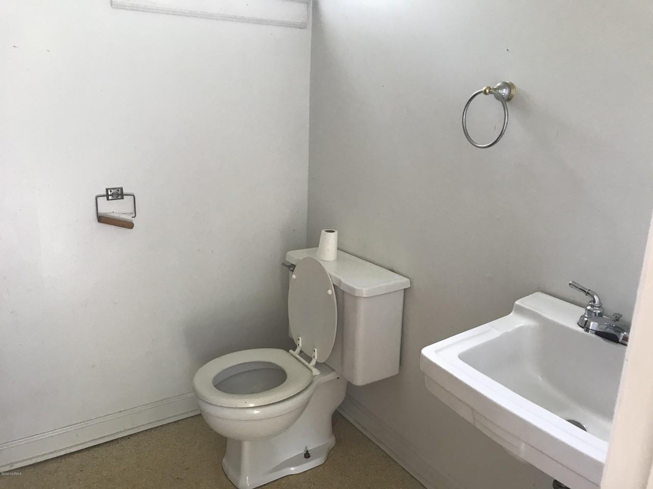 10091 Us Highway 17 - Photo 6 of 21