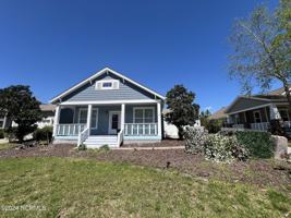 featured image of 1211 Daisy Ct