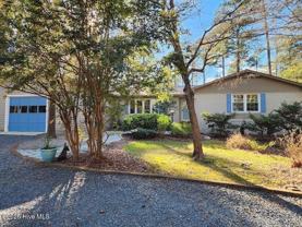 107 S Lakeshore Dr - Photo 1 of 1