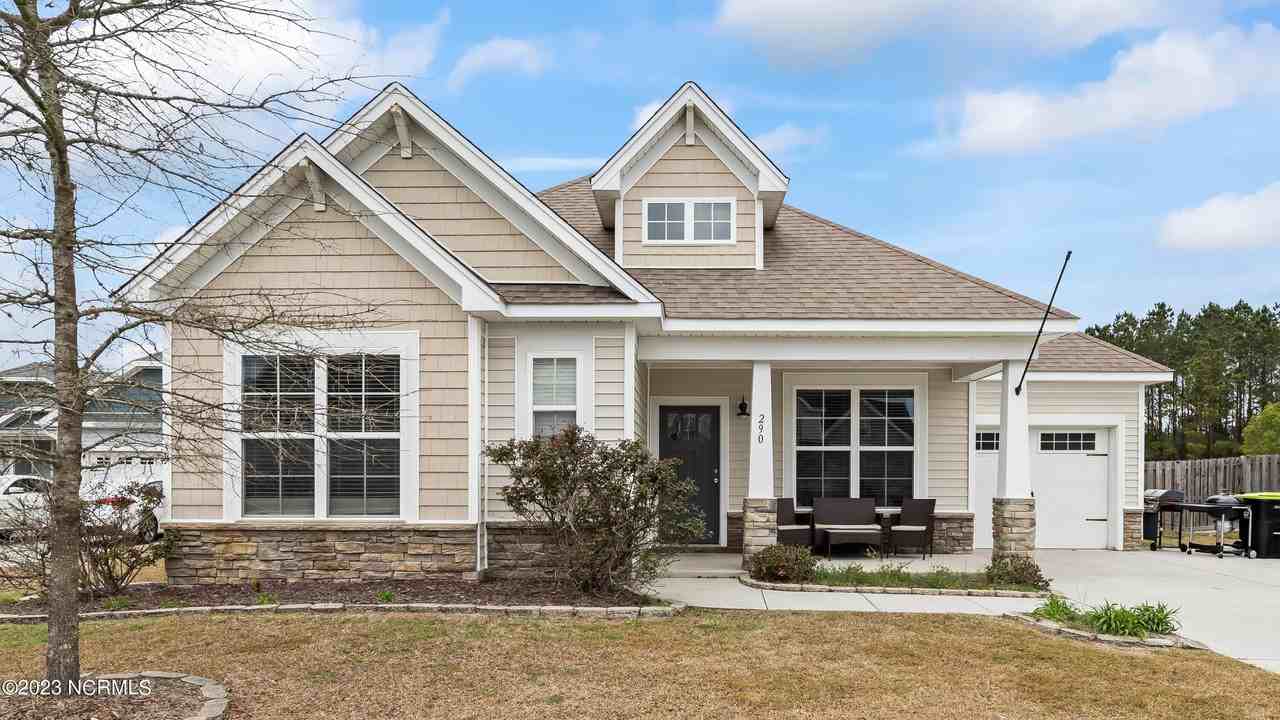 290 Southwest Plantation Drive