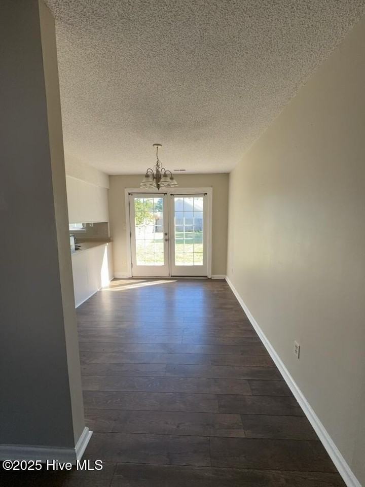 2903 Norbrick St - Photo 5 of 17