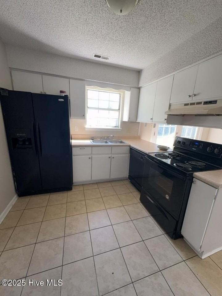 2903 Norbrick St - Photo 6 of 17