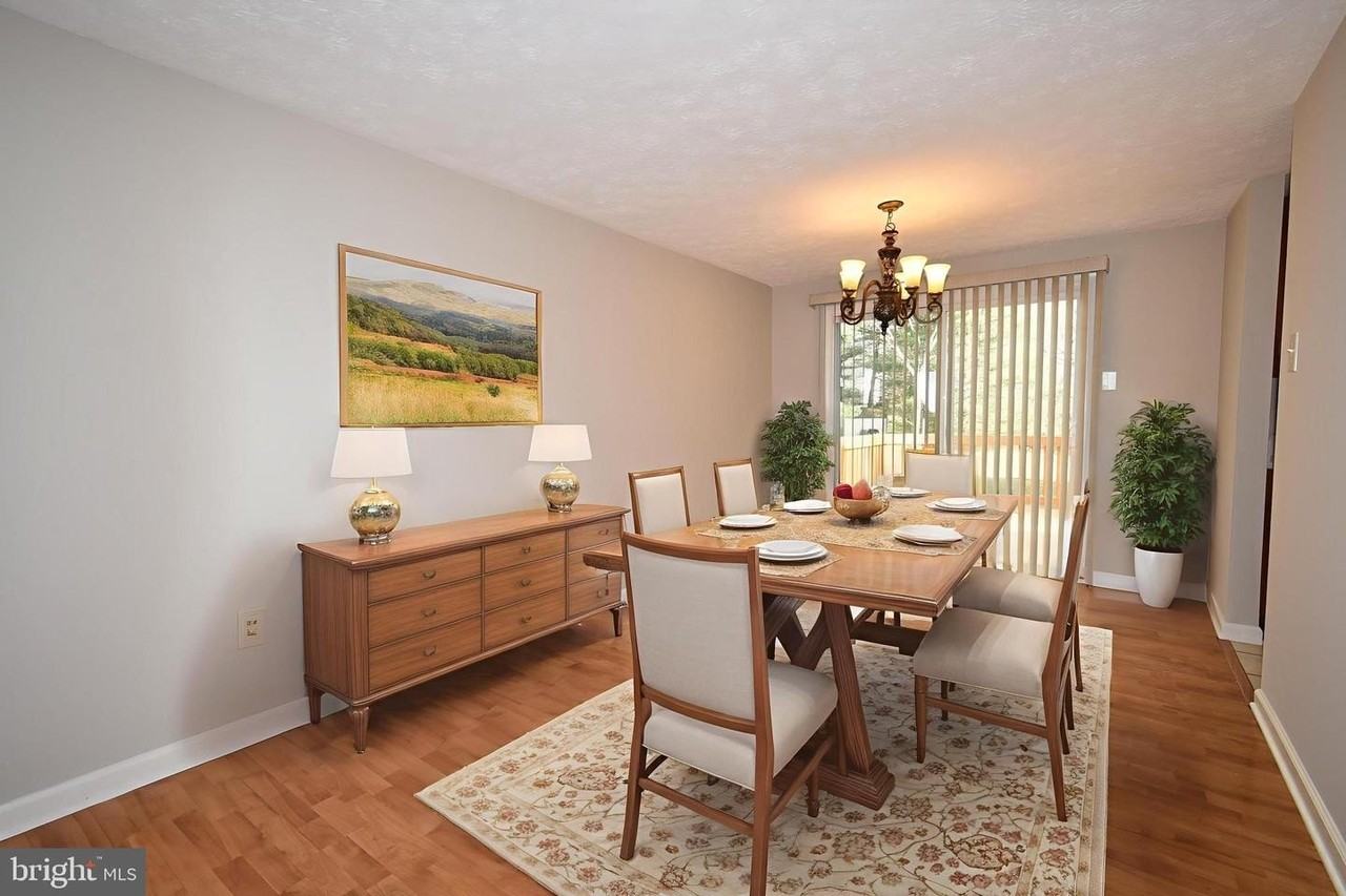 7045 Macbeth Way - Photo 6 of 30