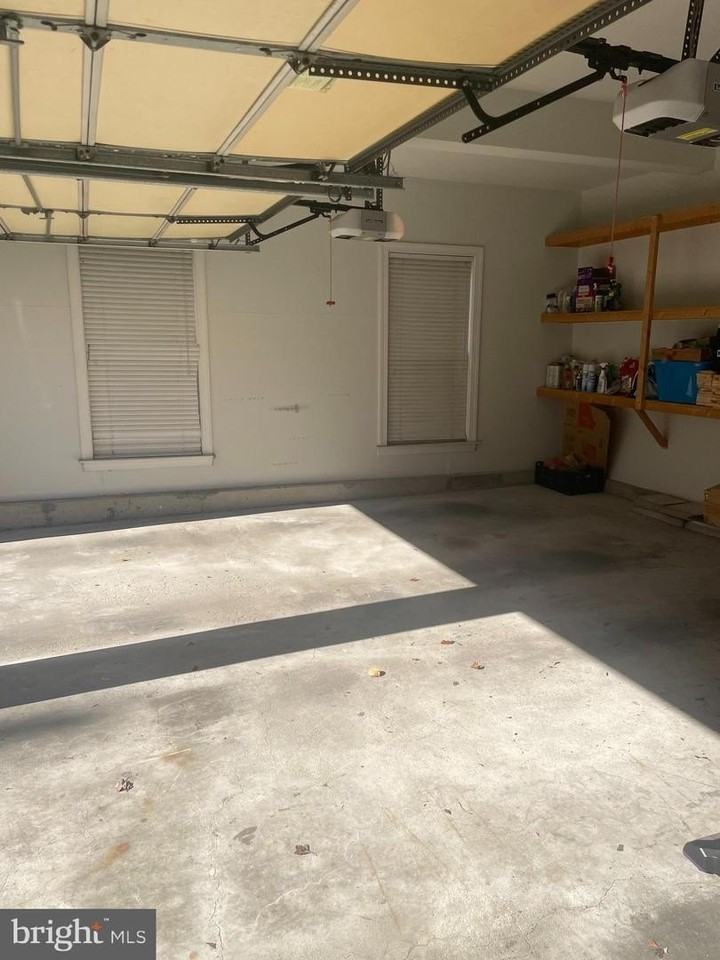 1282 Clearview Dr - Photo 5 of 26