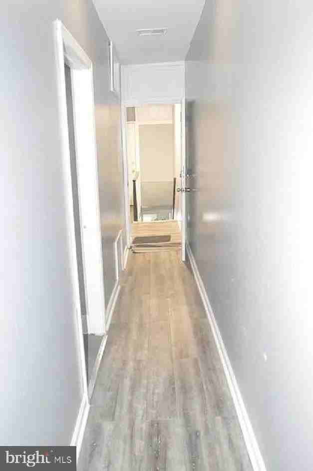 129 W Miner St - Photo 4 of 30