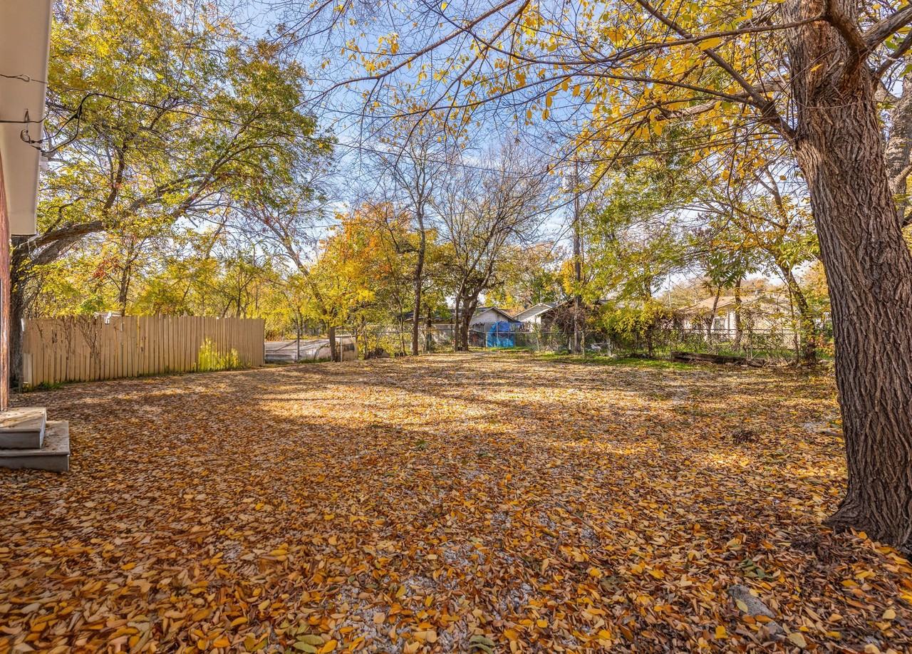 E Humbolt St - Photo 3 of 9