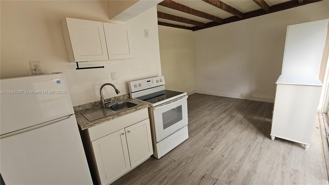 1836 Roosevelt St #2 - Photo 1 of 1