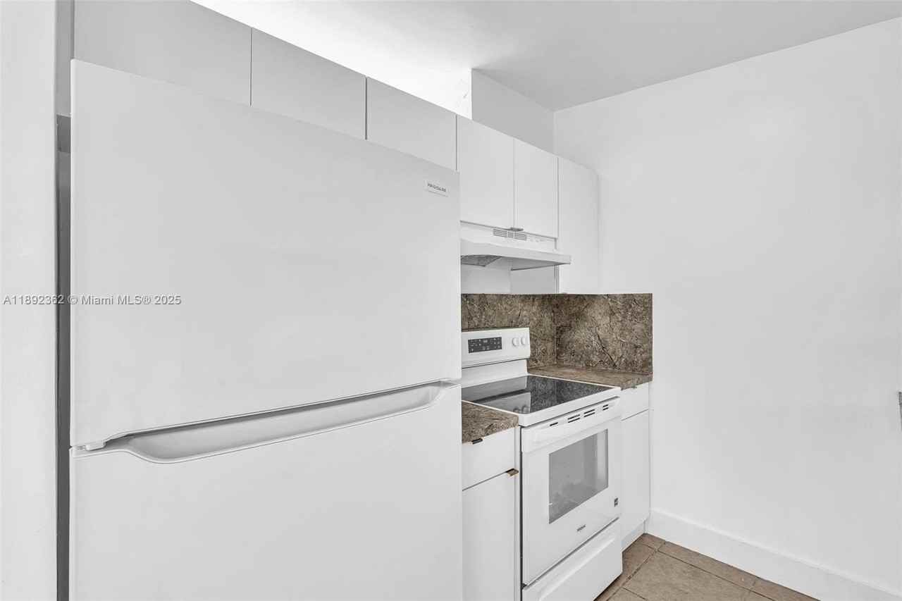 137 Nw 29th Ave #137 - Photo 7 of 39