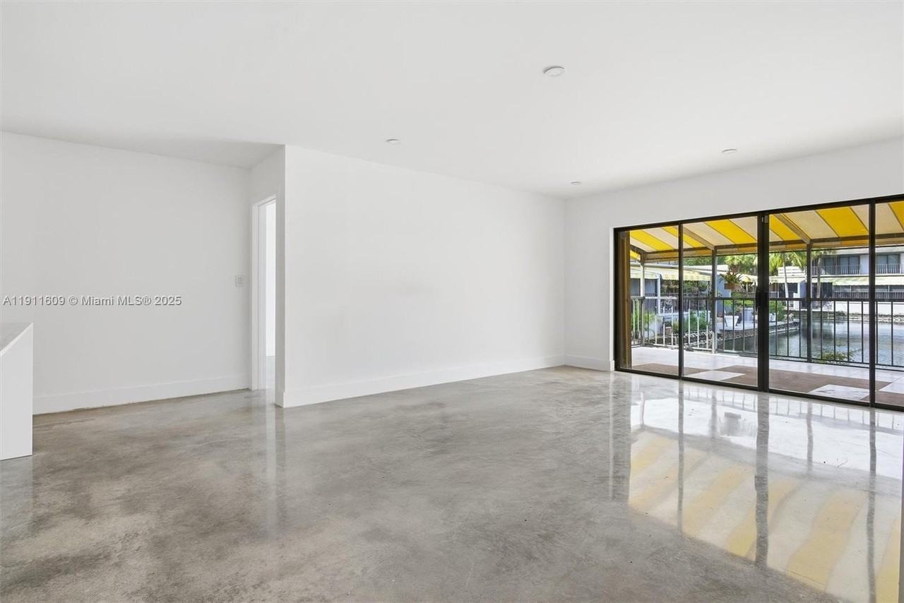 16380 Briar Patch Place #16380 - Photo 6 of 24