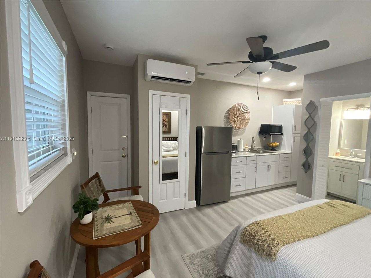 8638 Sw 50th St #1 - Photo 5 of 19