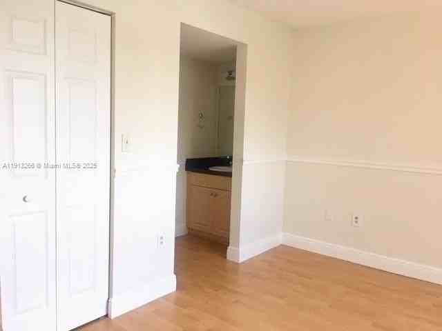 9925 Nob Hill Pl #9925 - Photo 7 of 25