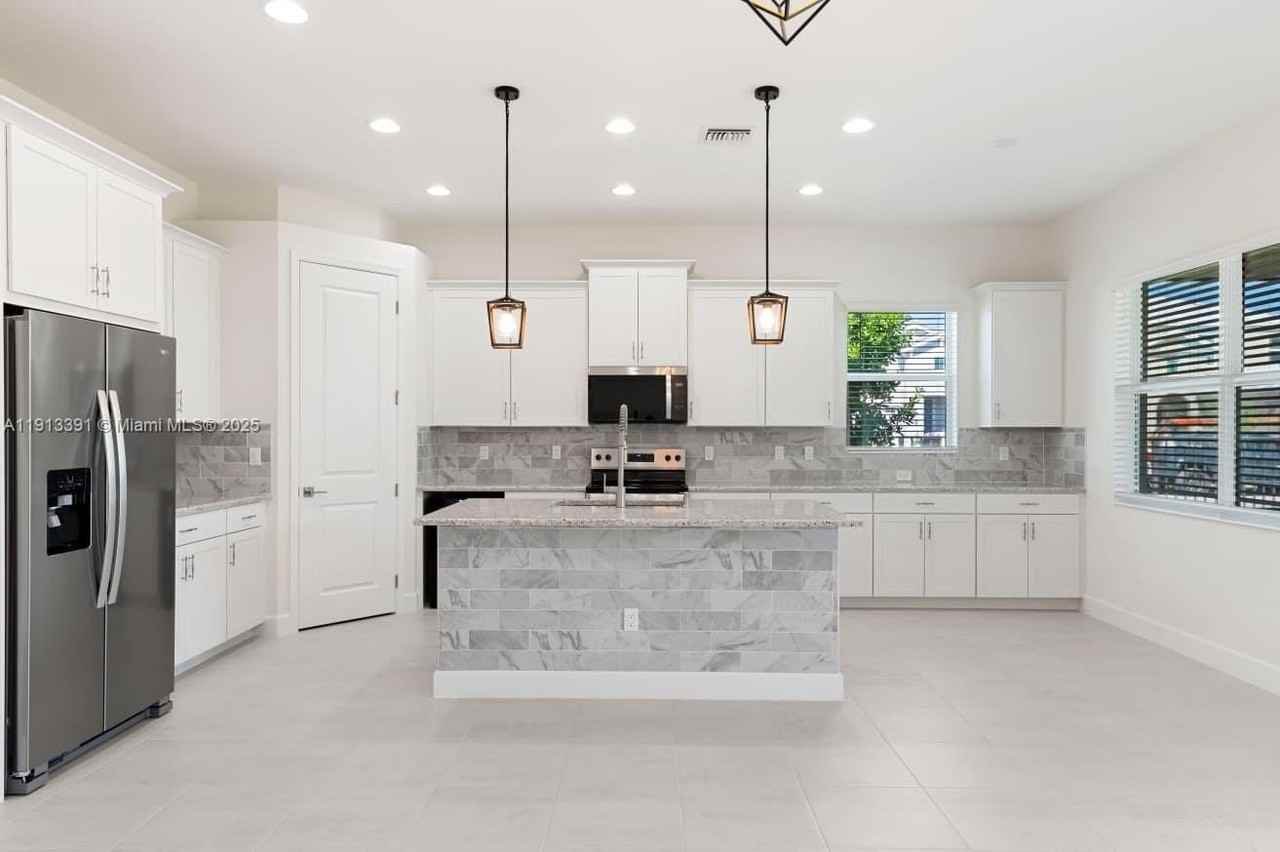 5786 5786 Aleppo Pine Pl - Photo 7 of 30