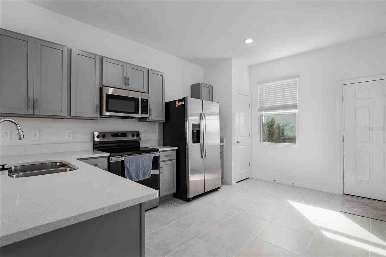 34219 14052 TEXTILE RUN - Photo 4 of 23