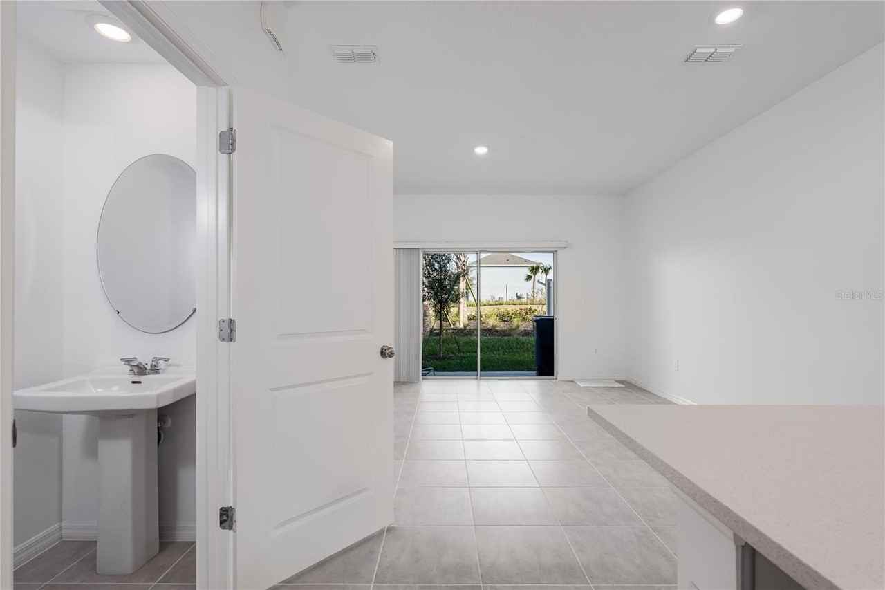 34219 14052 TEXTILE RUN - Photo 6 of 23