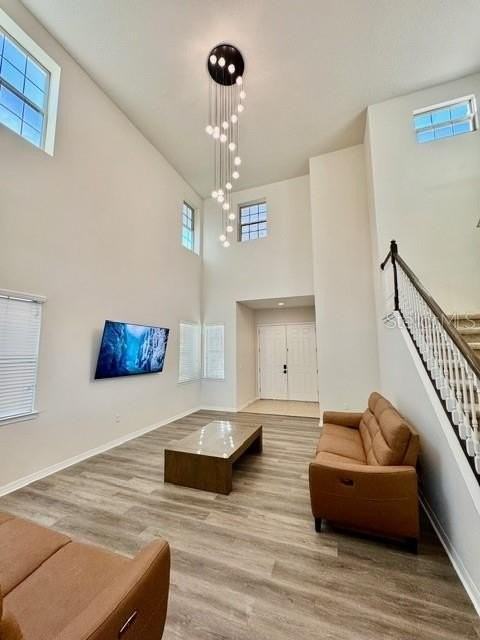 10264 Henbury St - Photo 4 of 37