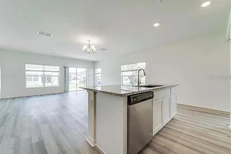 2302 Carrabelle Way - Photo 7 of 24