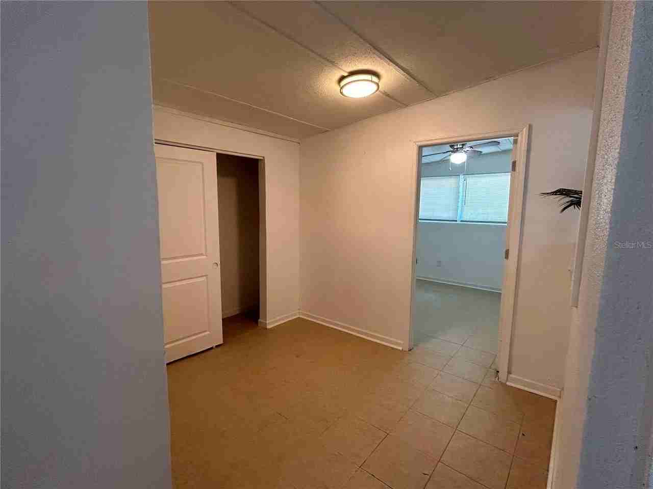 7313 Royal Palm Dr - Photo 7 of 12