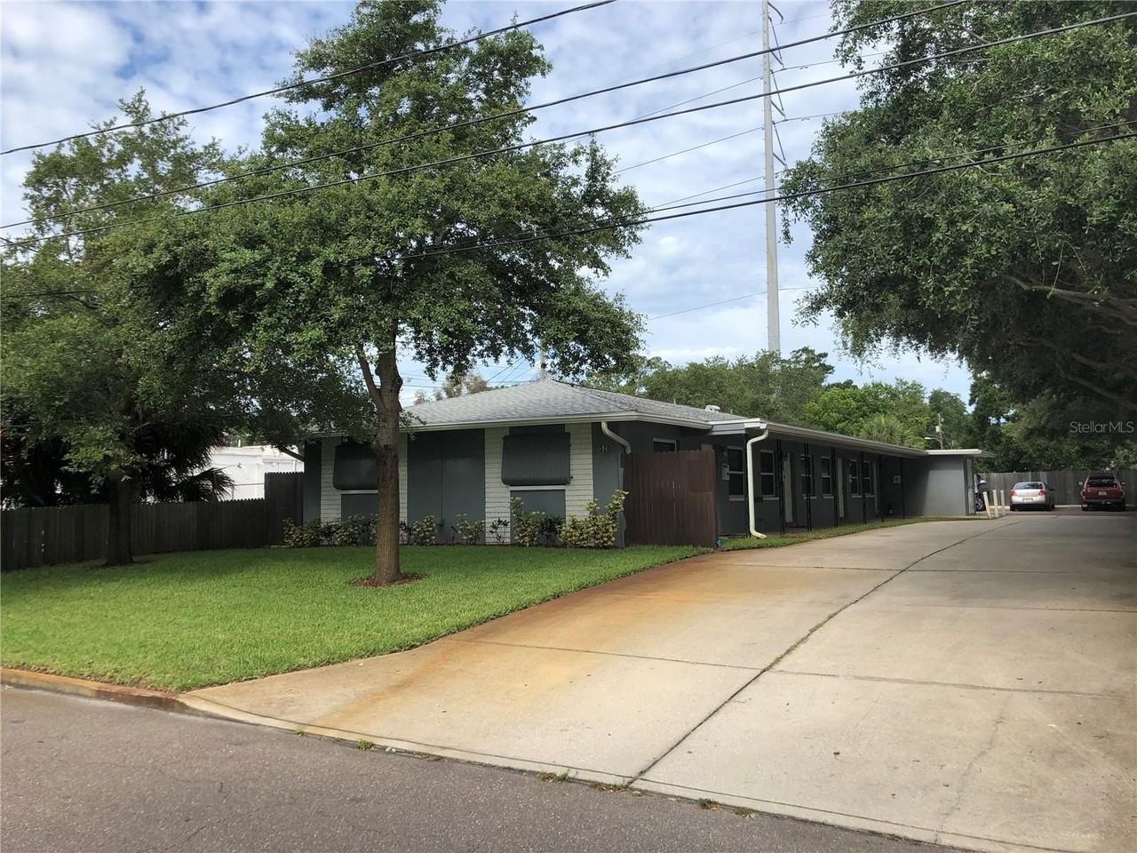 520 70th St N #4 - Photo 2 of 17