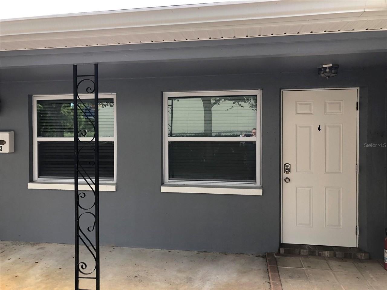 520 70th St N #4 - Photo 3 of 17