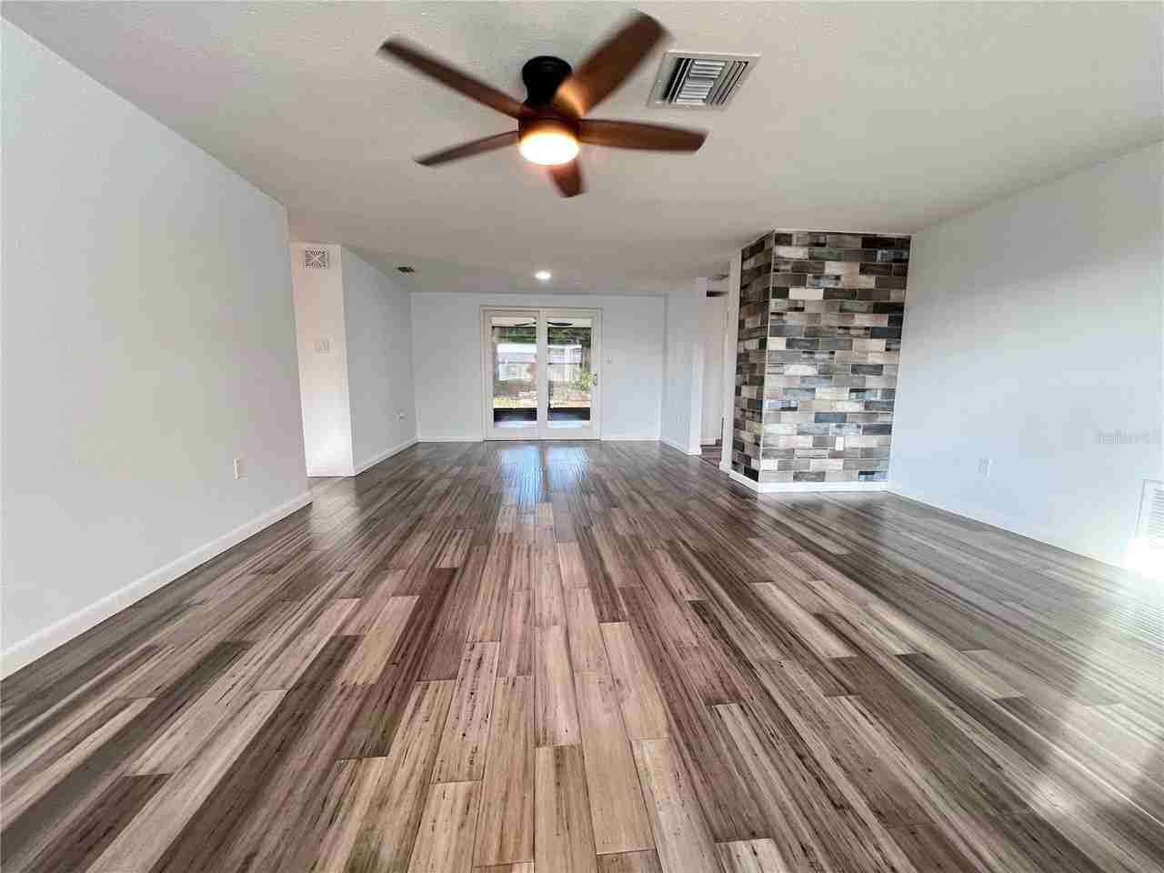 5703 Andrea Dr - Photo 3 of 27