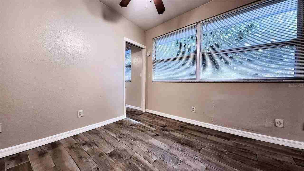 6321 Runnel Dr - Photo 6 of 18