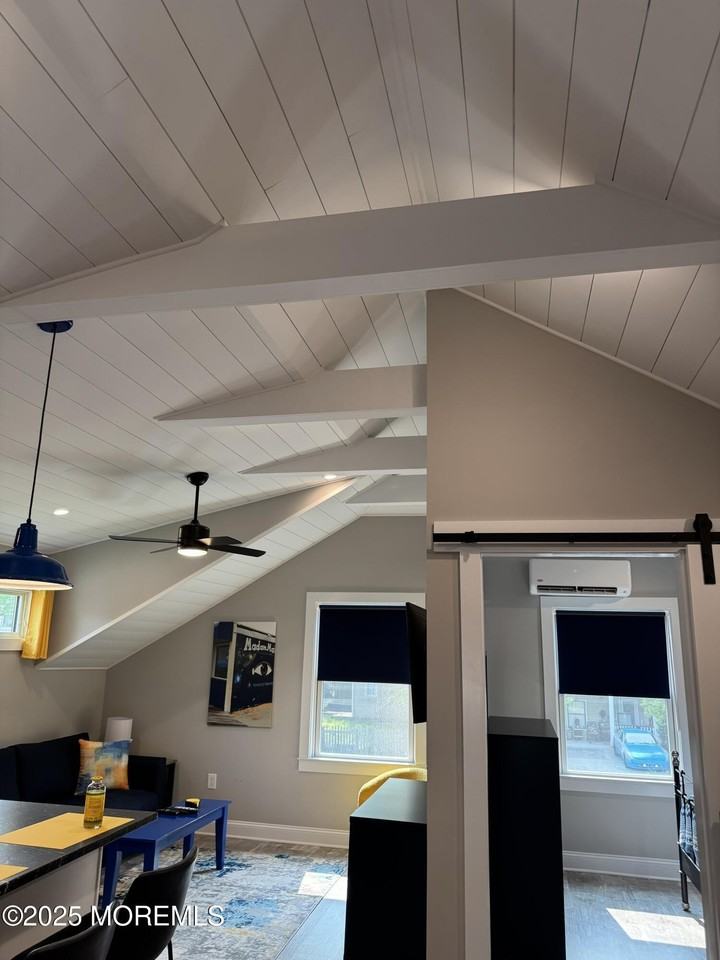 1209 Langford St - Photo 2 of 7