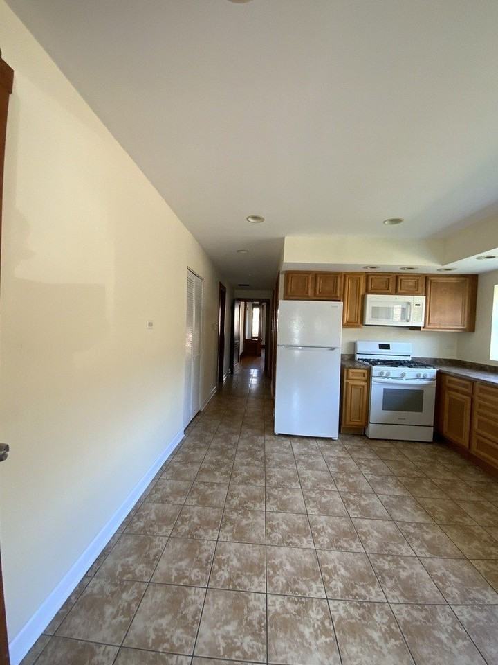 3116 N Elston Ave #1 - Photo 6 of 16