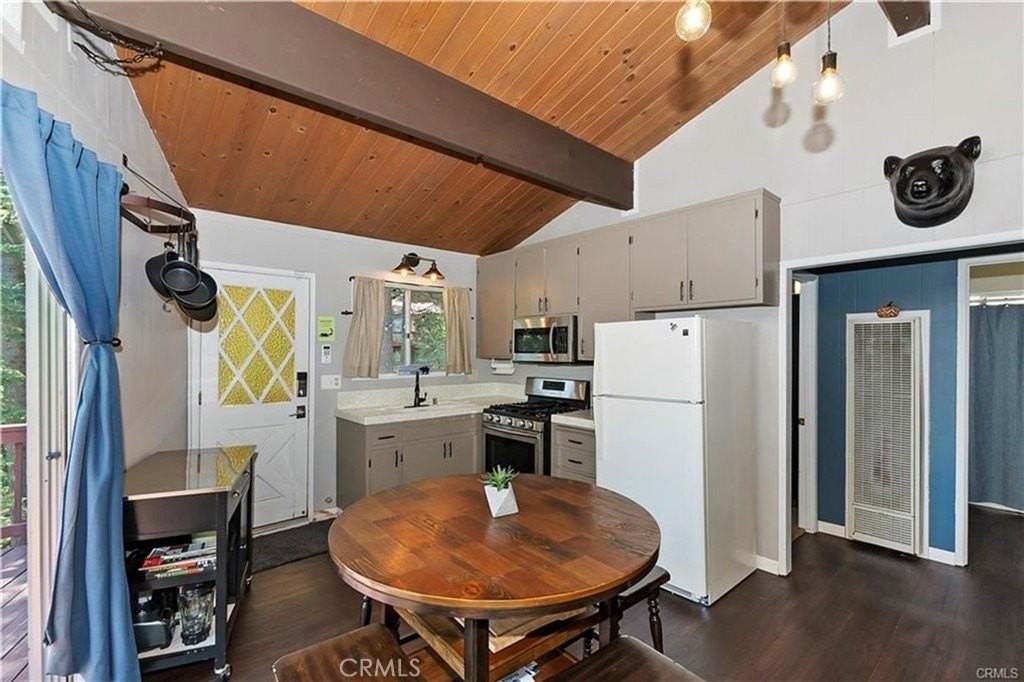 28393 Larchmont Ln - Photo 6 of 25