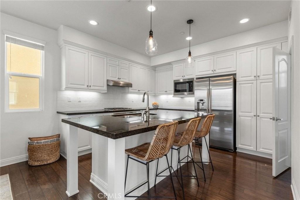 20292 Estuary Ln - Photo 4 of 25