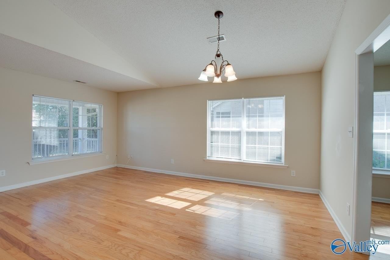 135 Bremerton Dr Sw - Photo 3 of 26