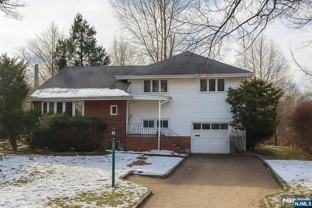 10 Center St - Photo 1 of 1