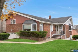 509 8th St - Photo 1 of 1