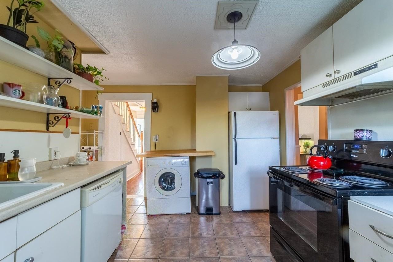 66 Lyford St - Photo 6 of 22