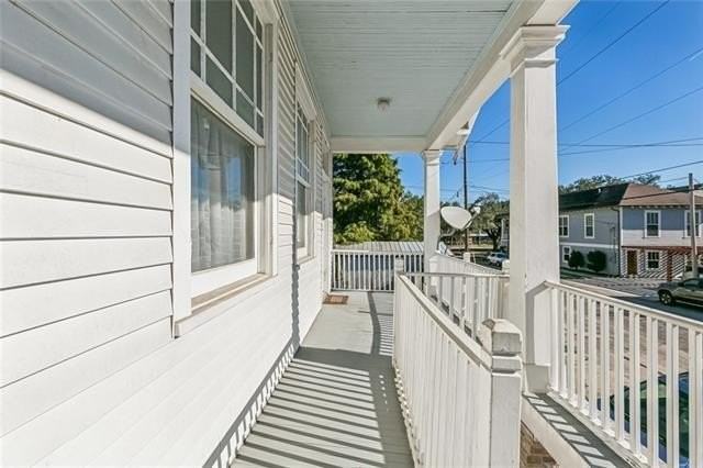 423 S Olympia St - Photo 2 of 10