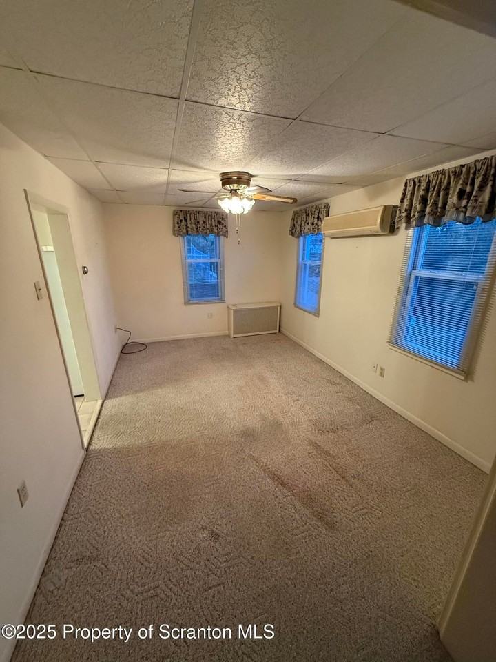 54 E Columbus Ave - Photo 3 of 9